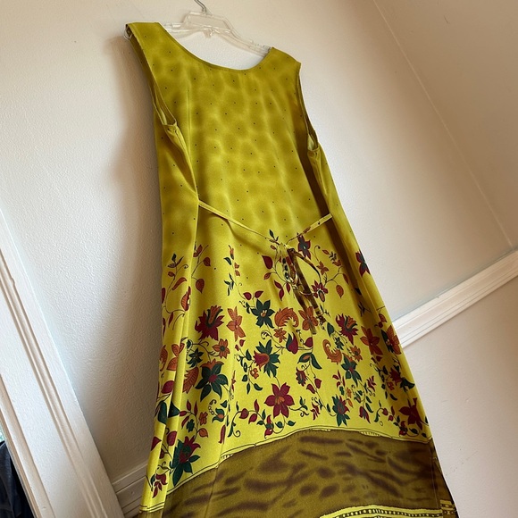 3/$20 💥 Mlle Gabriel Vintage Maxi Dress Chartreuse Floral Print w/ Cinched Waist - Picture 10 of 17